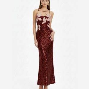 Araminta Sequined Gown with Floral Details - Red/Pink