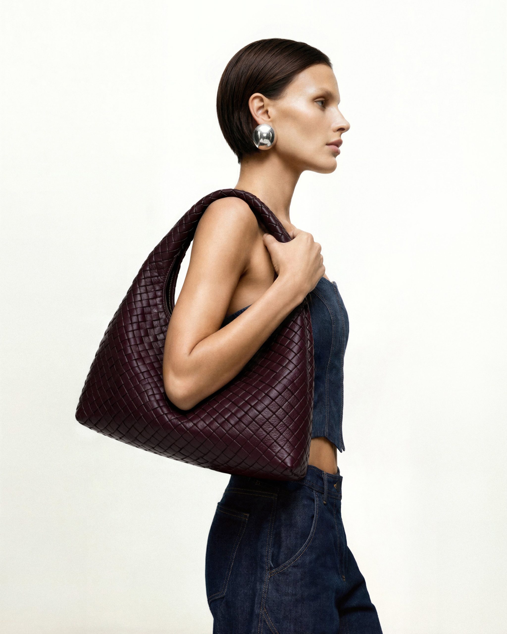 Iaura Woven Shoulder Bag - Deep Burgundy - Image 2